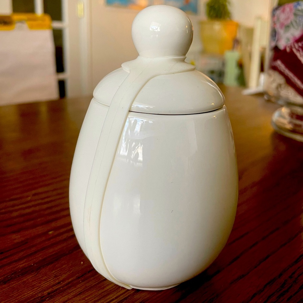 Porcelain Scandinavian Egg Cooker